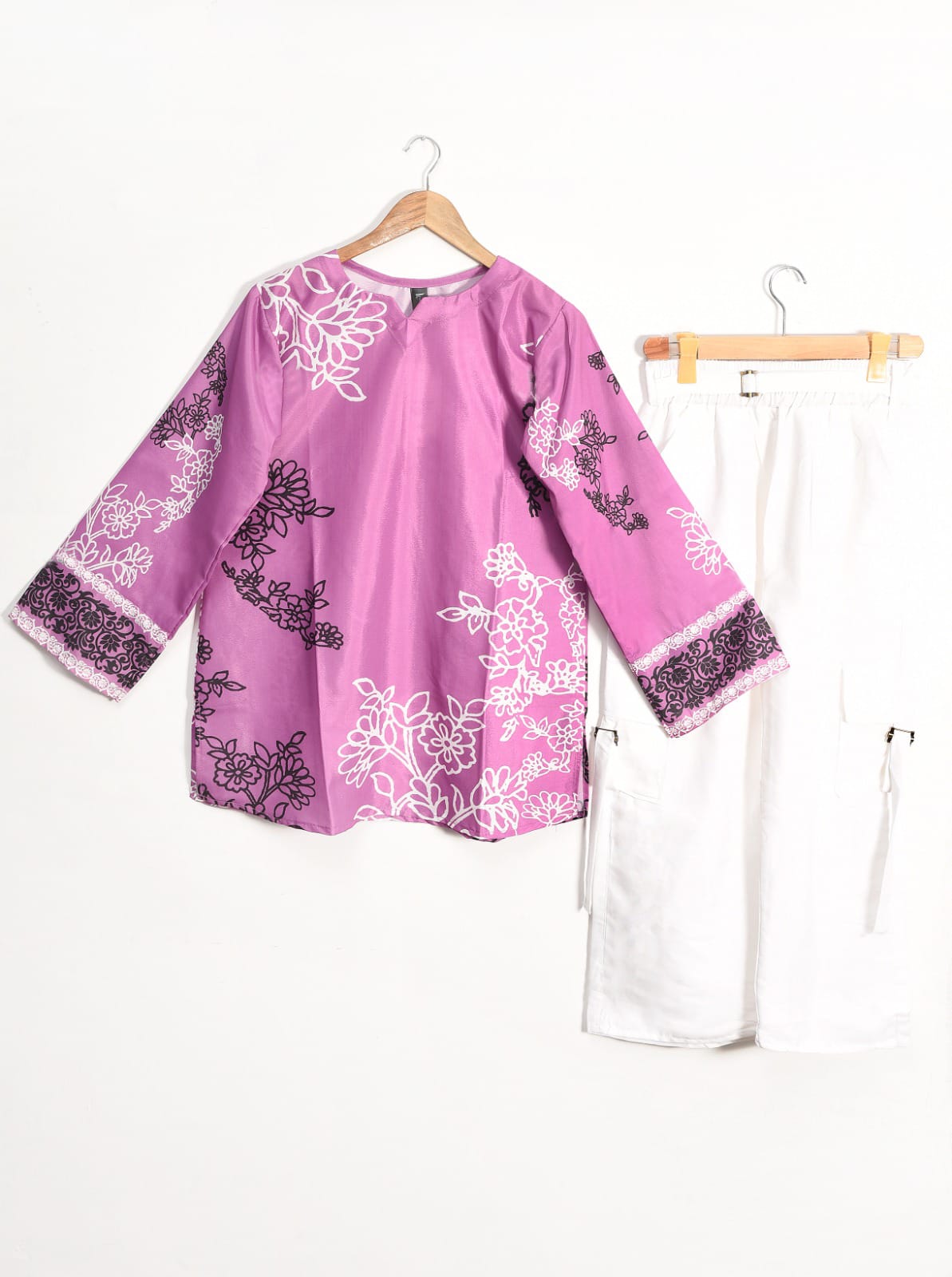 Grip printed 2 piece shirt & trouser