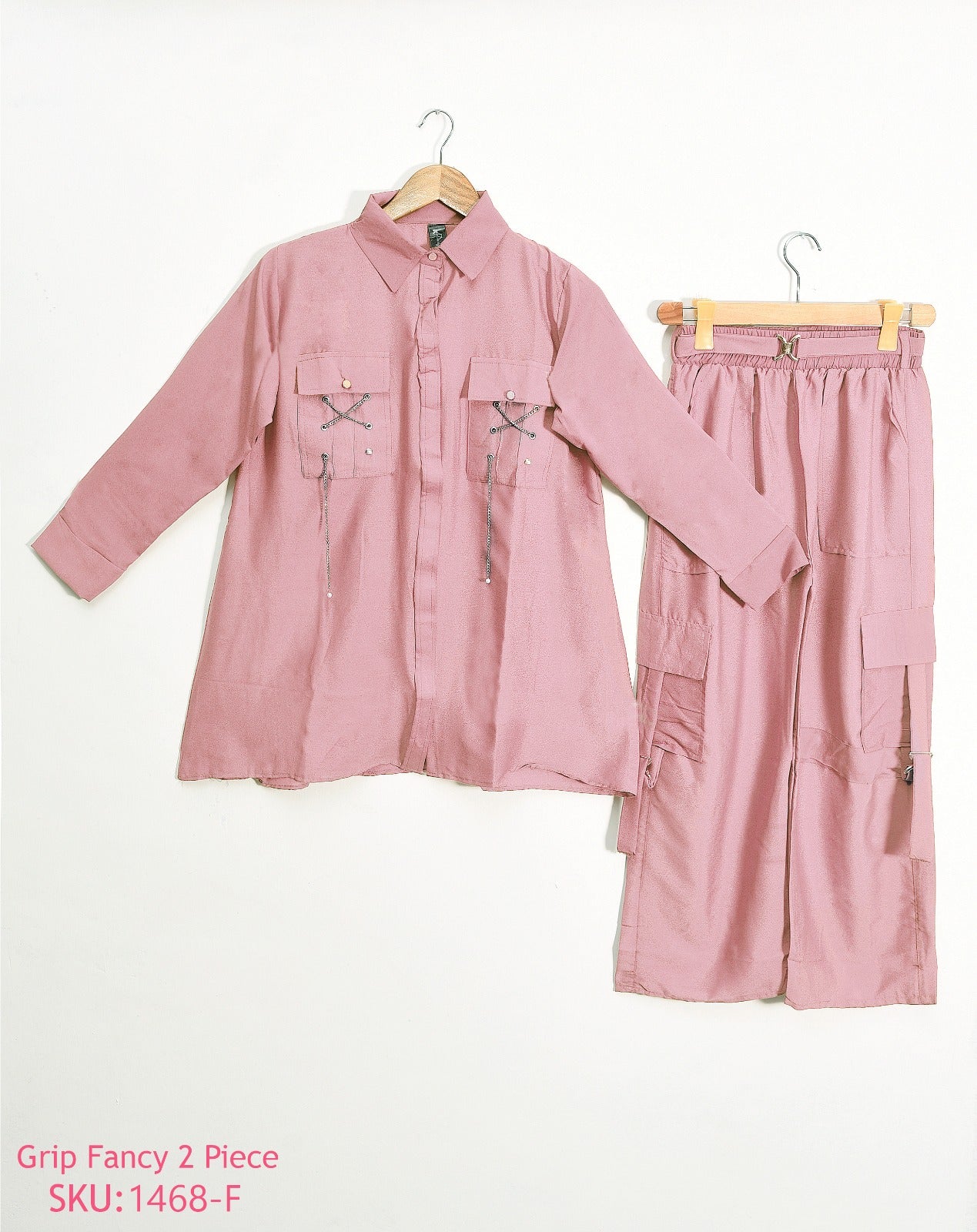 Grip printed 2 piece shirt and trouser